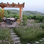 Mikros Paradisos Pelion * Agios Vlasios (Thessalia)