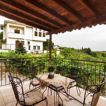 Mikros Paradisos Pelion * Agios Vlasios (Thessalia)