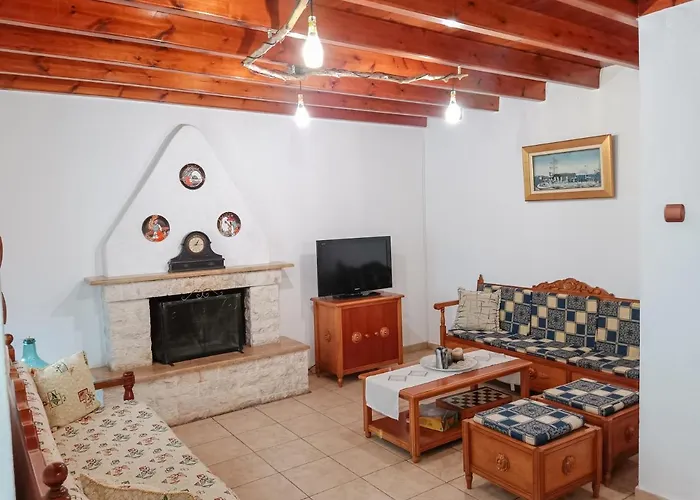 Mikros Paradisos Pelion Holiday home *