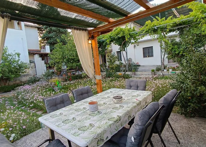 Mikros Paradisos Pelion Semesterbostad Áyios Vlásios